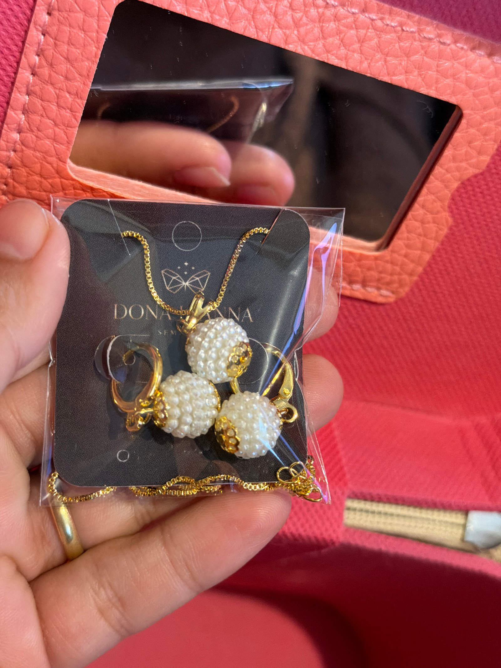 Conjunto pérola detalhes