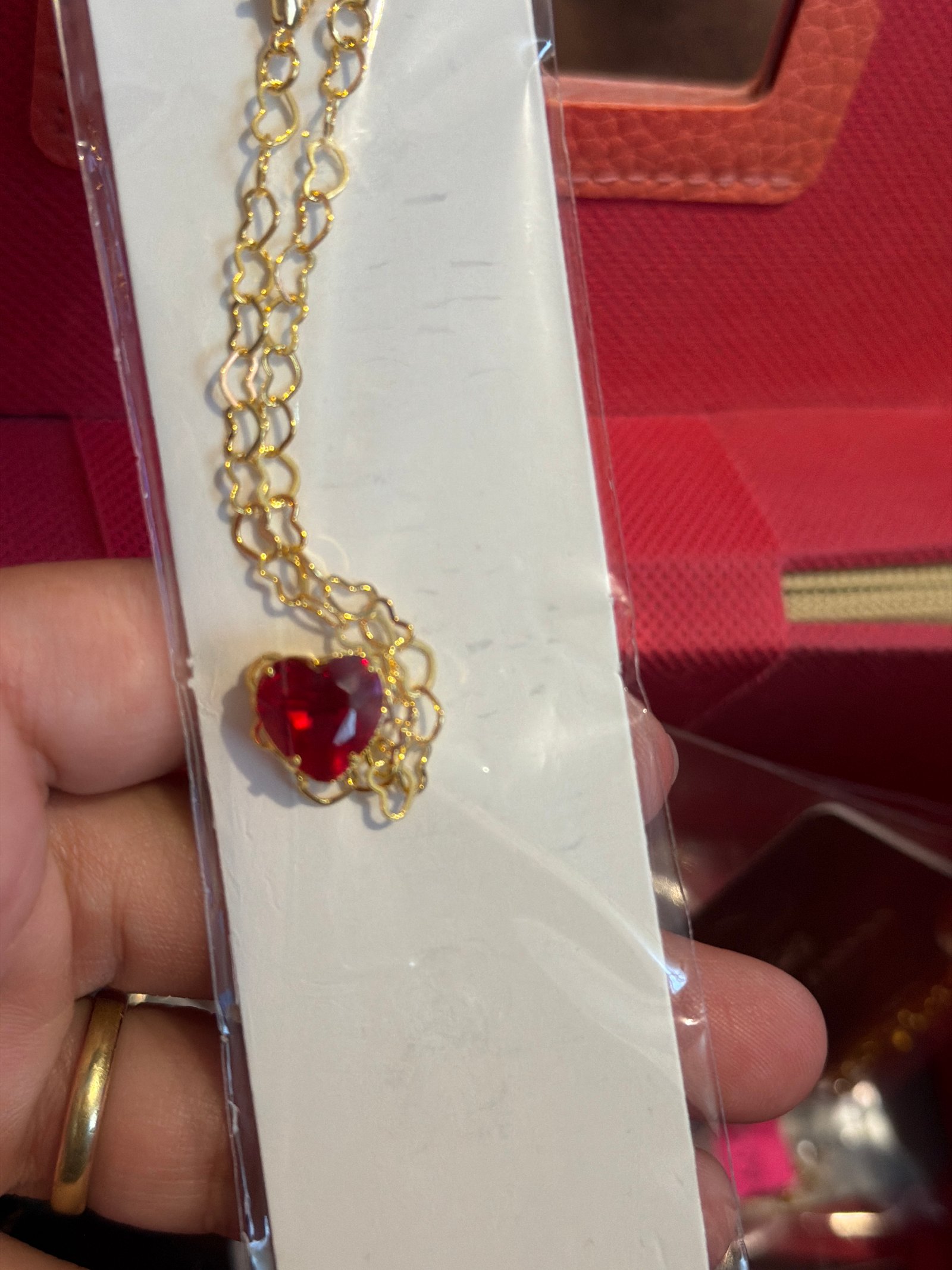 Pulseira coração vermelho