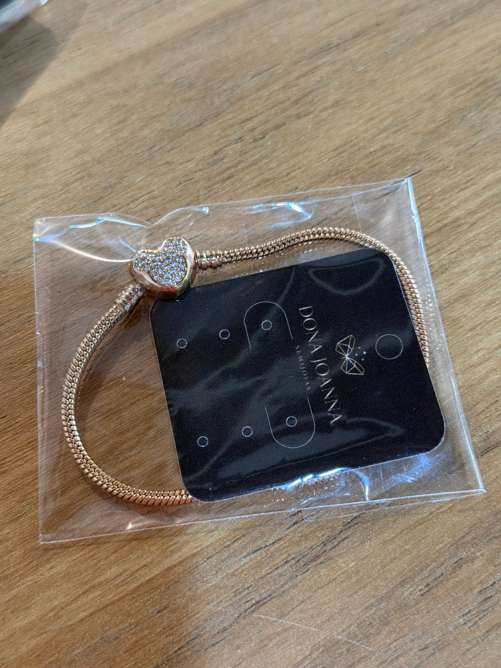 Pulseira Pandora coração dourado
