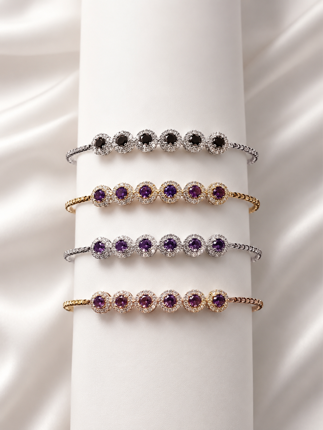 Pulseira pedraria laço 