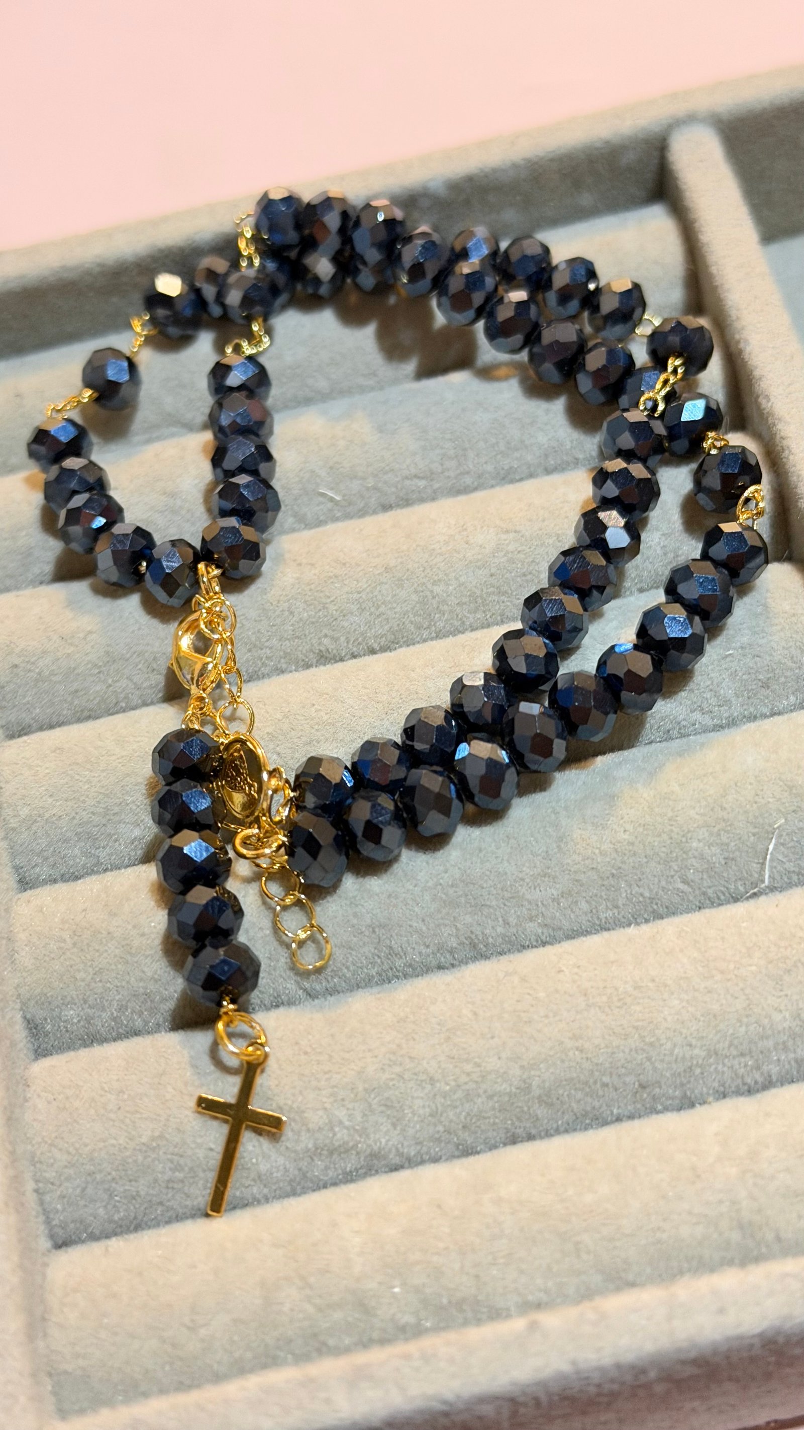 Pulseira terço azul 